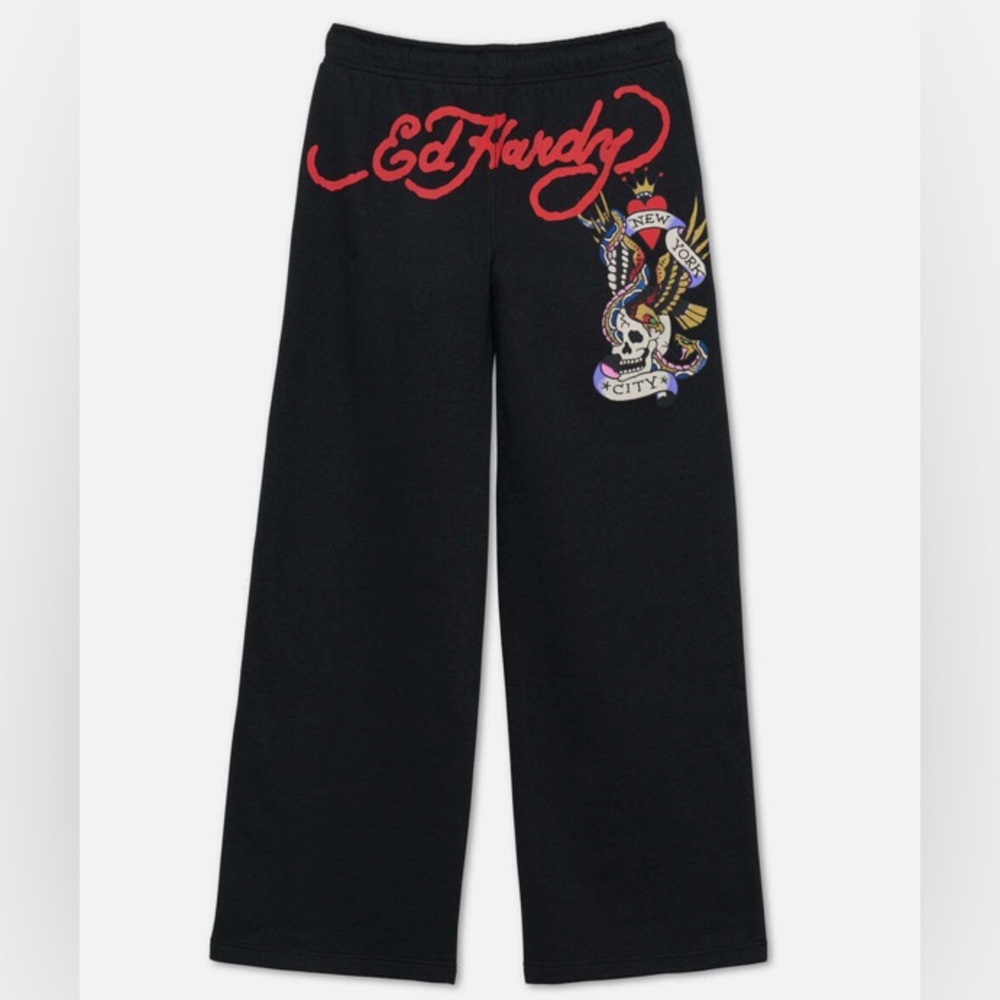 Ed Hardy Y2K black velvet NYC Skull tattoo Flared Sweatpants size L NWOT
